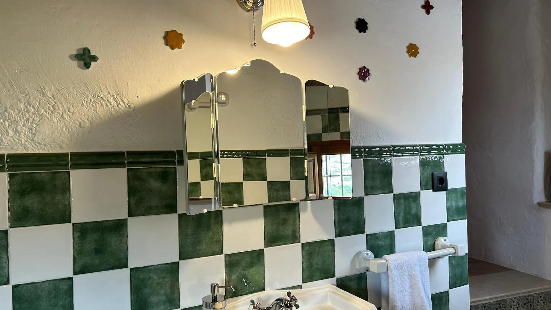 Las Casillas De La Villa Alegrias Montefrio Spain